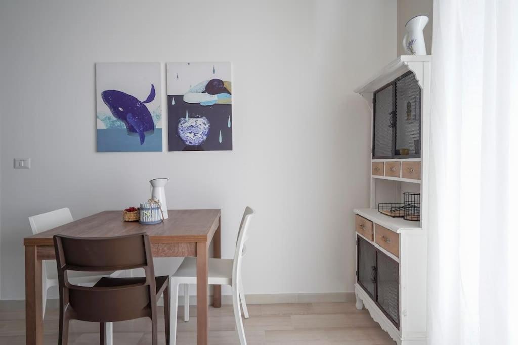 Mediterranea Apartment- Central Station - Free Wifi&Netflix Бари Экстерьер фото