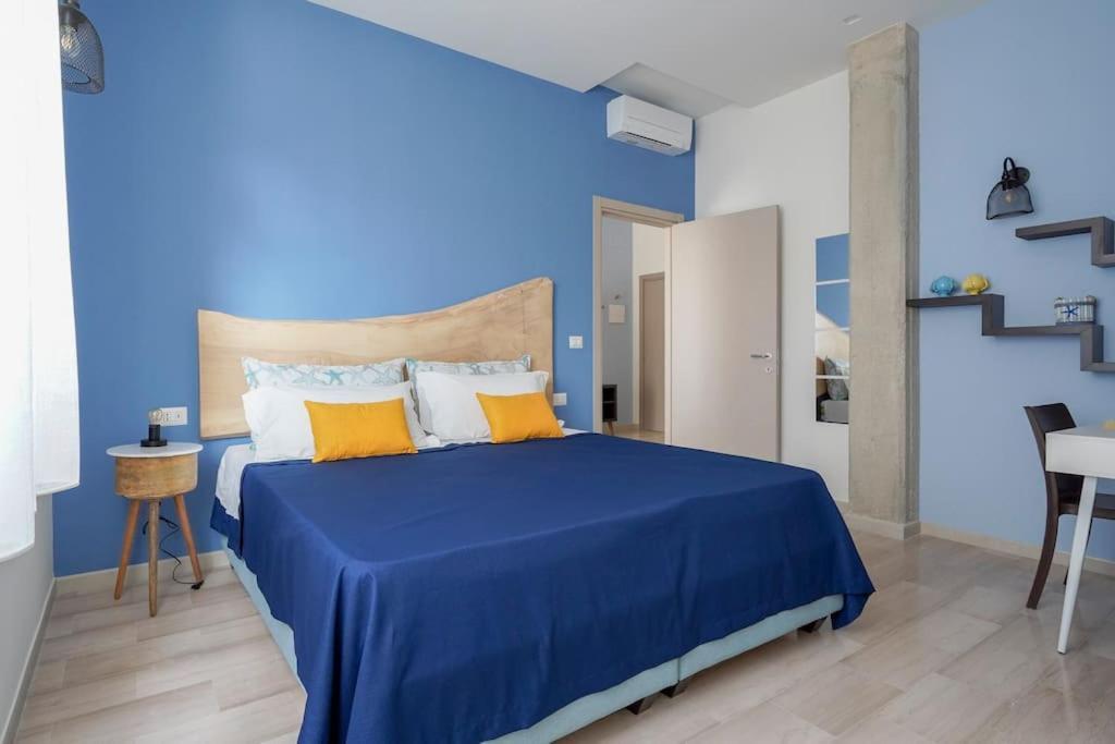 Mediterranea Apartment- Central Station - Free Wifi&Netflix Бари Экстерьер фото
