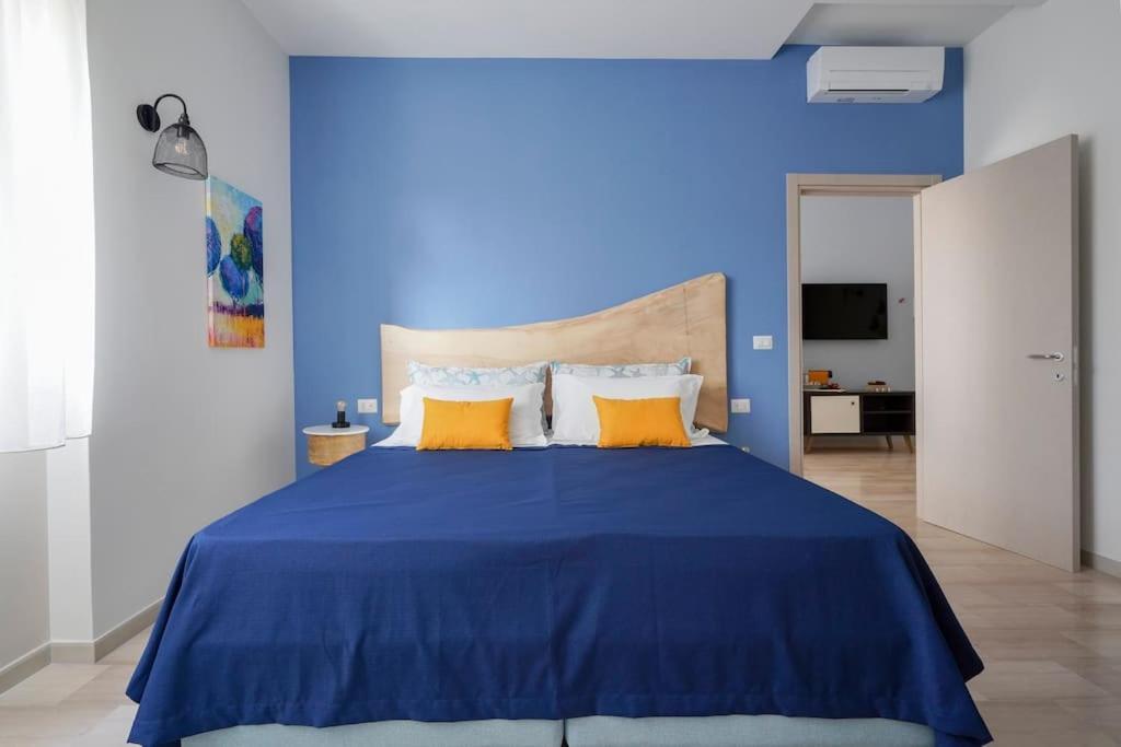 Mediterranea Apartment- Central Station - Free Wifi&Netflix Бари Экстерьер фото
