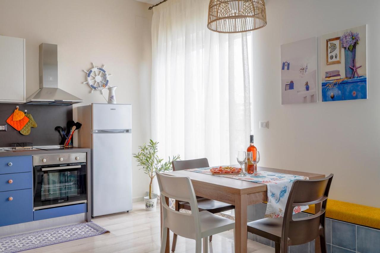 Mediterranea Apartment- Central Station - Free Wifi&Netflix Бари Экстерьер фото