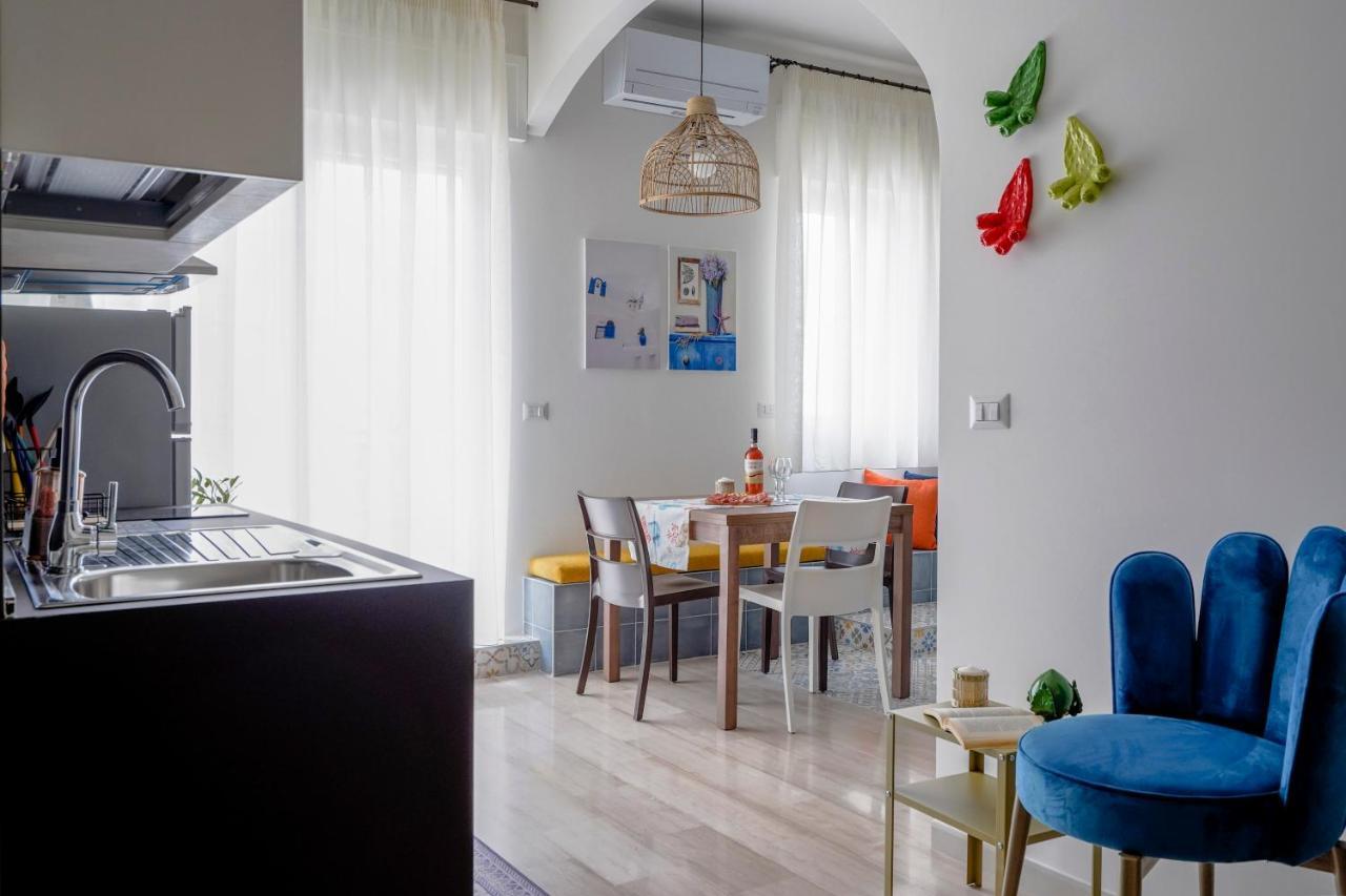 Mediterranea Apartment- Central Station - Free Wifi&Netflix Бари Экстерьер фото