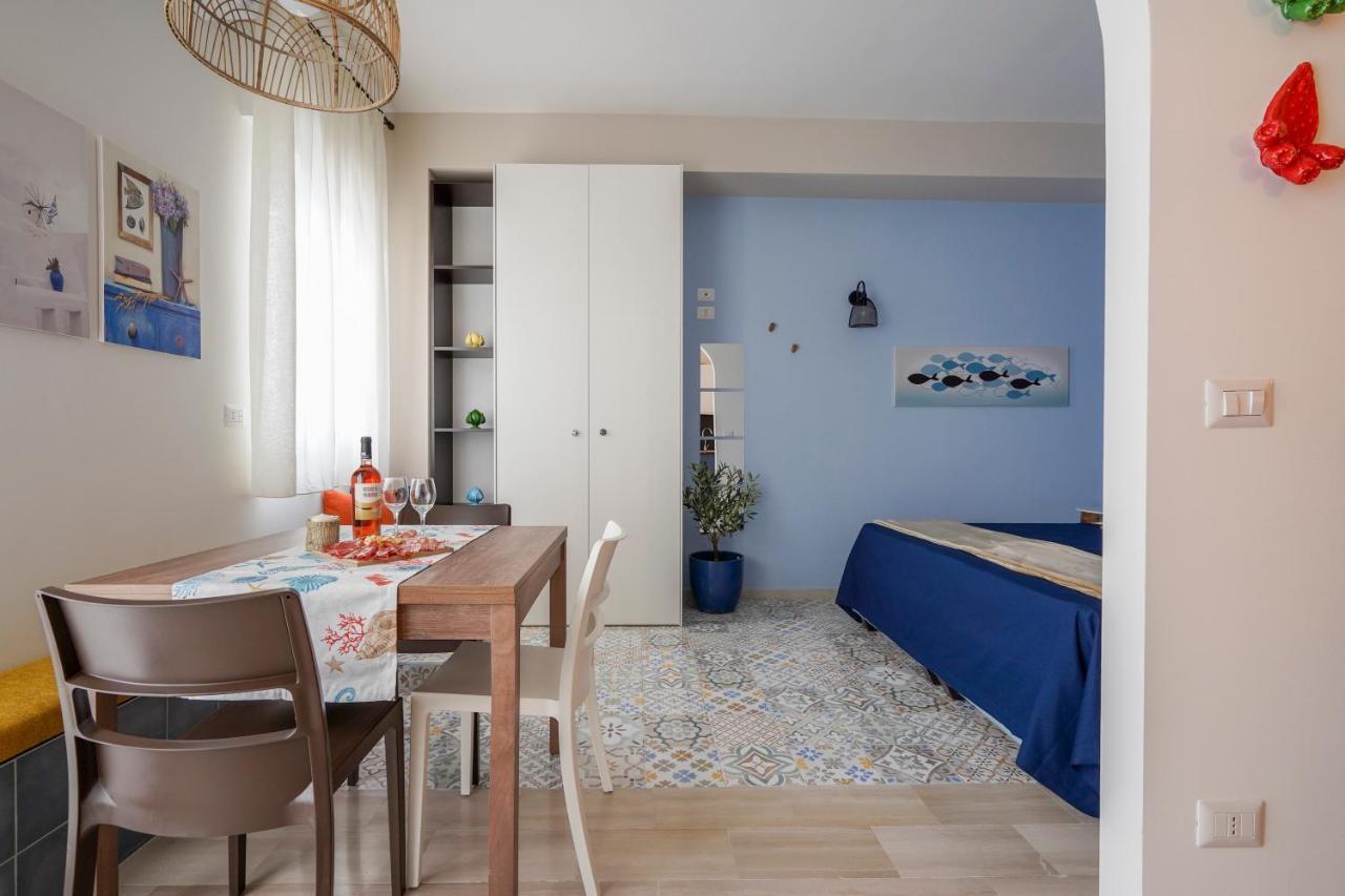 Mediterranea Apartment- Central Station - Free Wifi&Netflix Бари Экстерьер фото