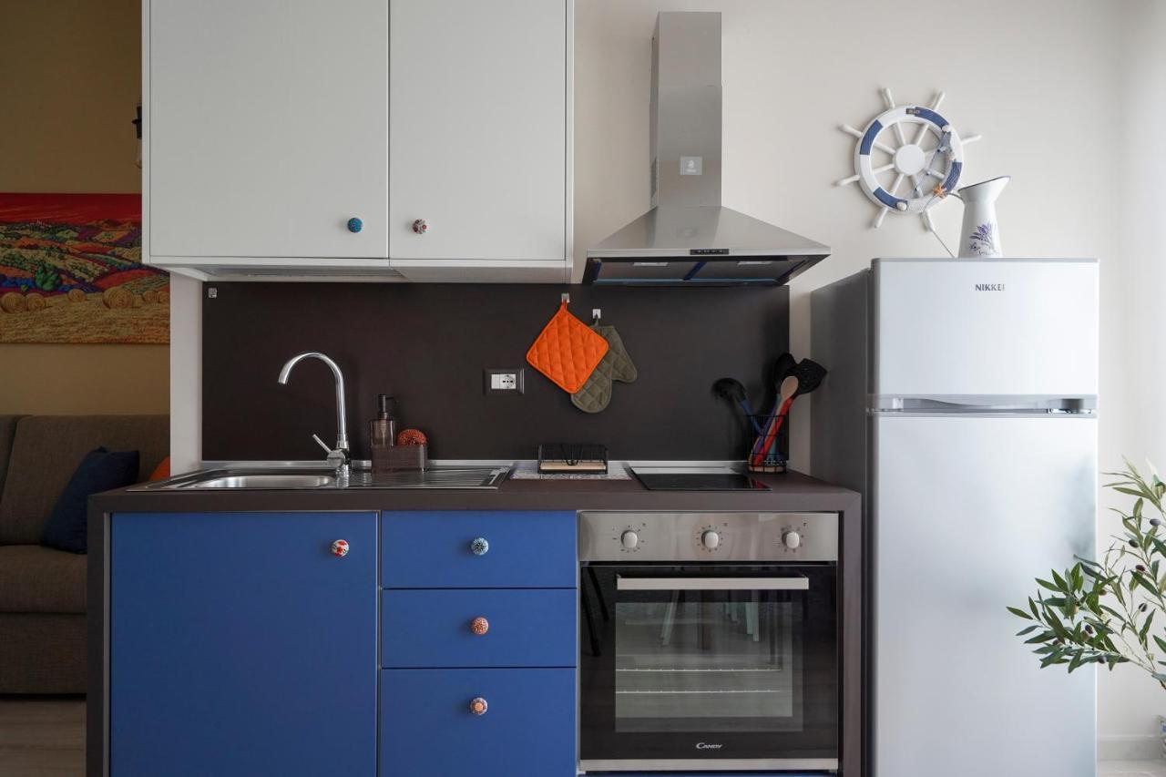 Mediterranea Apartment- Central Station - Free Wifi&Netflix Бари Экстерьер фото