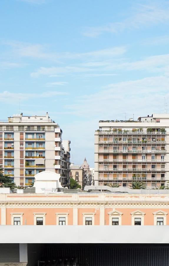 Mediterranea Apartment- Central Station - Free Wifi&Netflix Бари Экстерьер фото
