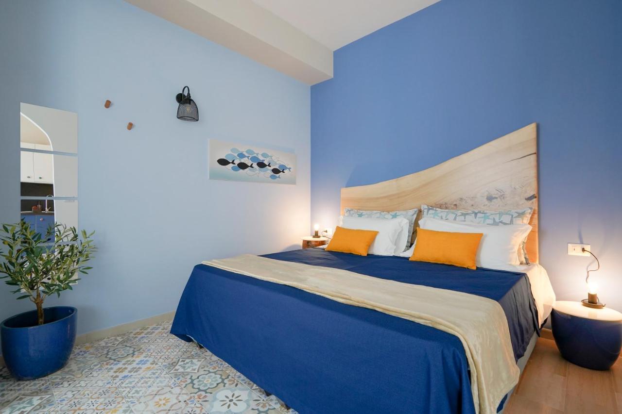 Mediterranea Apartment- Central Station - Free Wifi&Netflix Бари Экстерьер фото