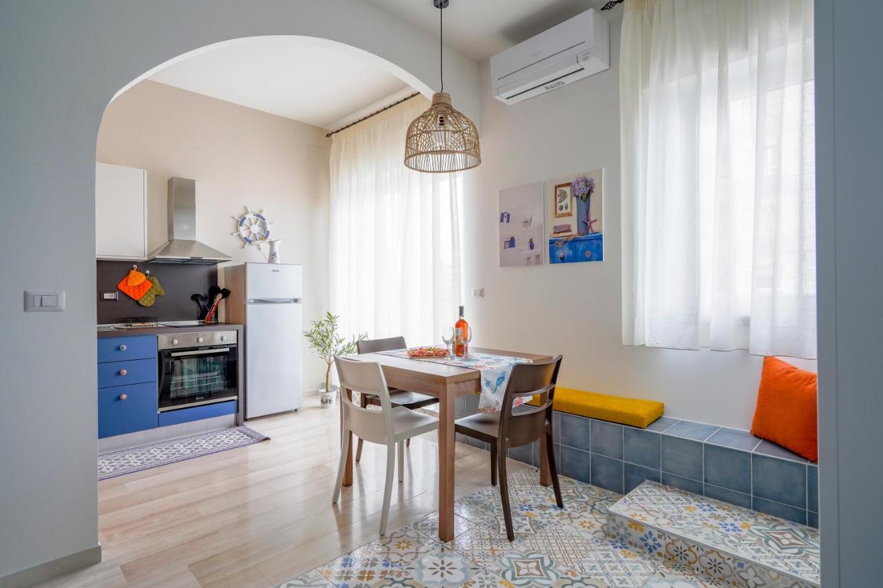 Mediterranea Apartment- Central Station - Free Wifi&Netflix Бари Экстерьер фото