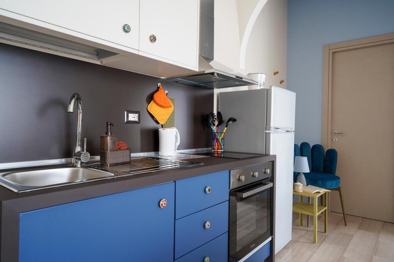 Mediterranea Apartment- Central Station - Free Wifi&Netflix Бари Экстерьер фото