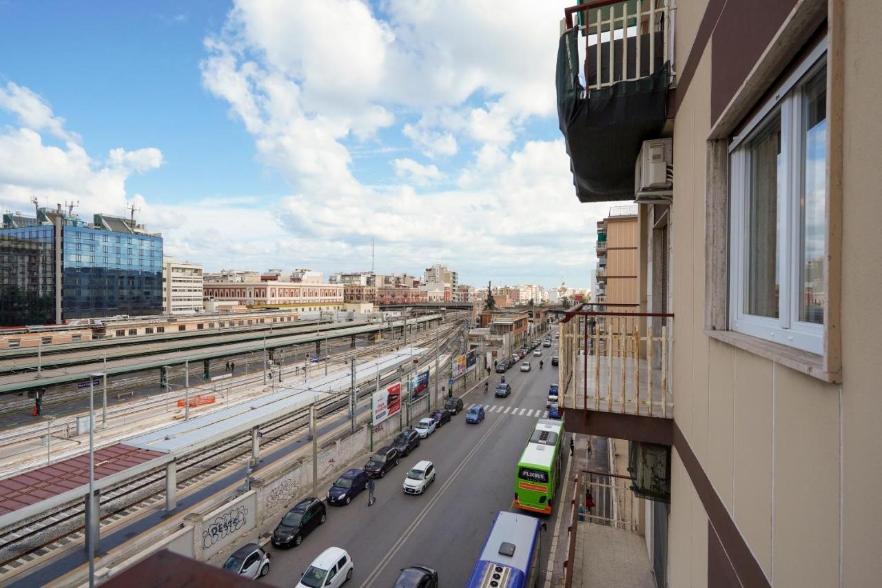 Mediterranea Apartment- Central Station - Free Wifi&Netflix Бари Экстерьер фото