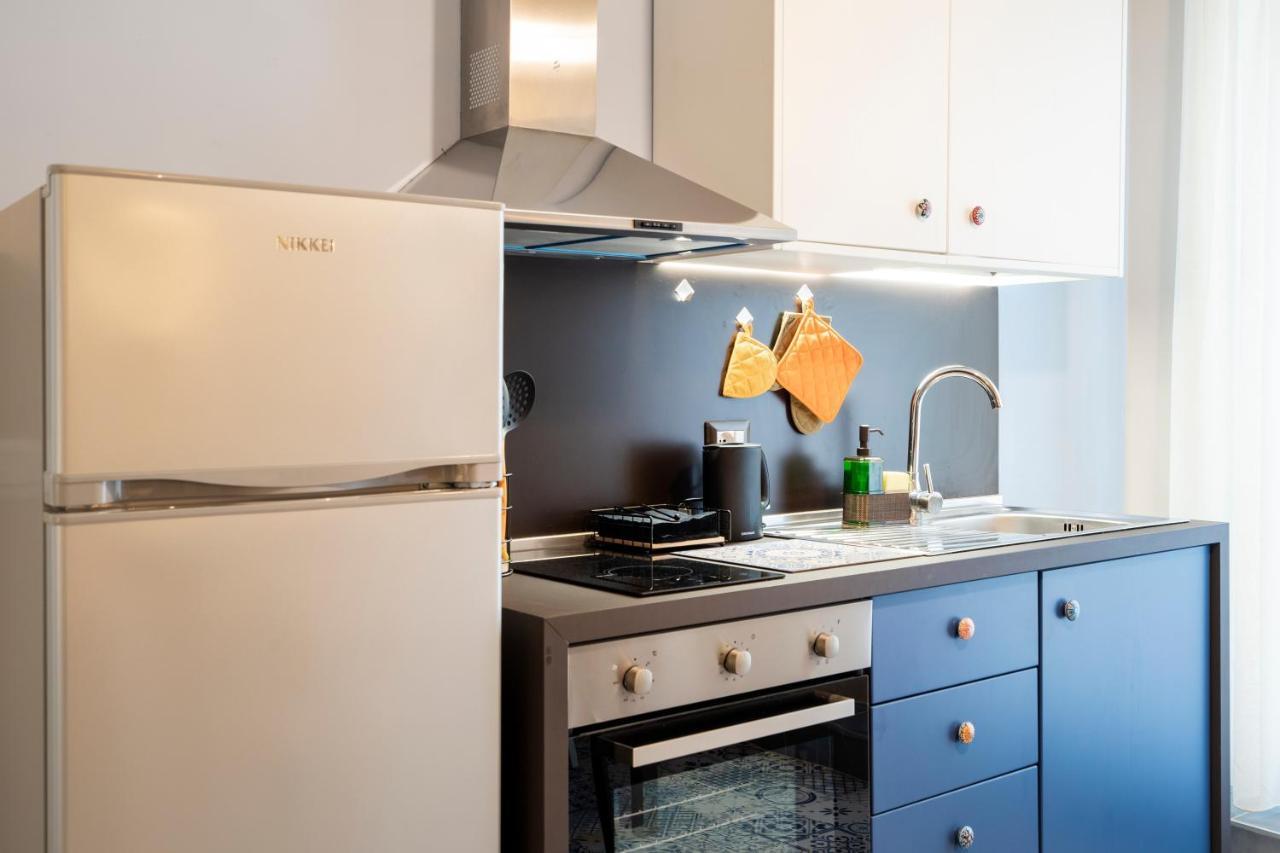 Mediterranea Apartment- Central Station - Free Wifi&Netflix Бари Экстерьер фото