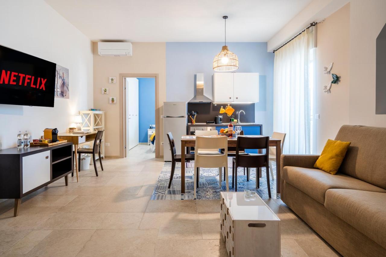 Mediterranea Apartment- Central Station - Free Wifi&Netflix Бари Экстерьер фото