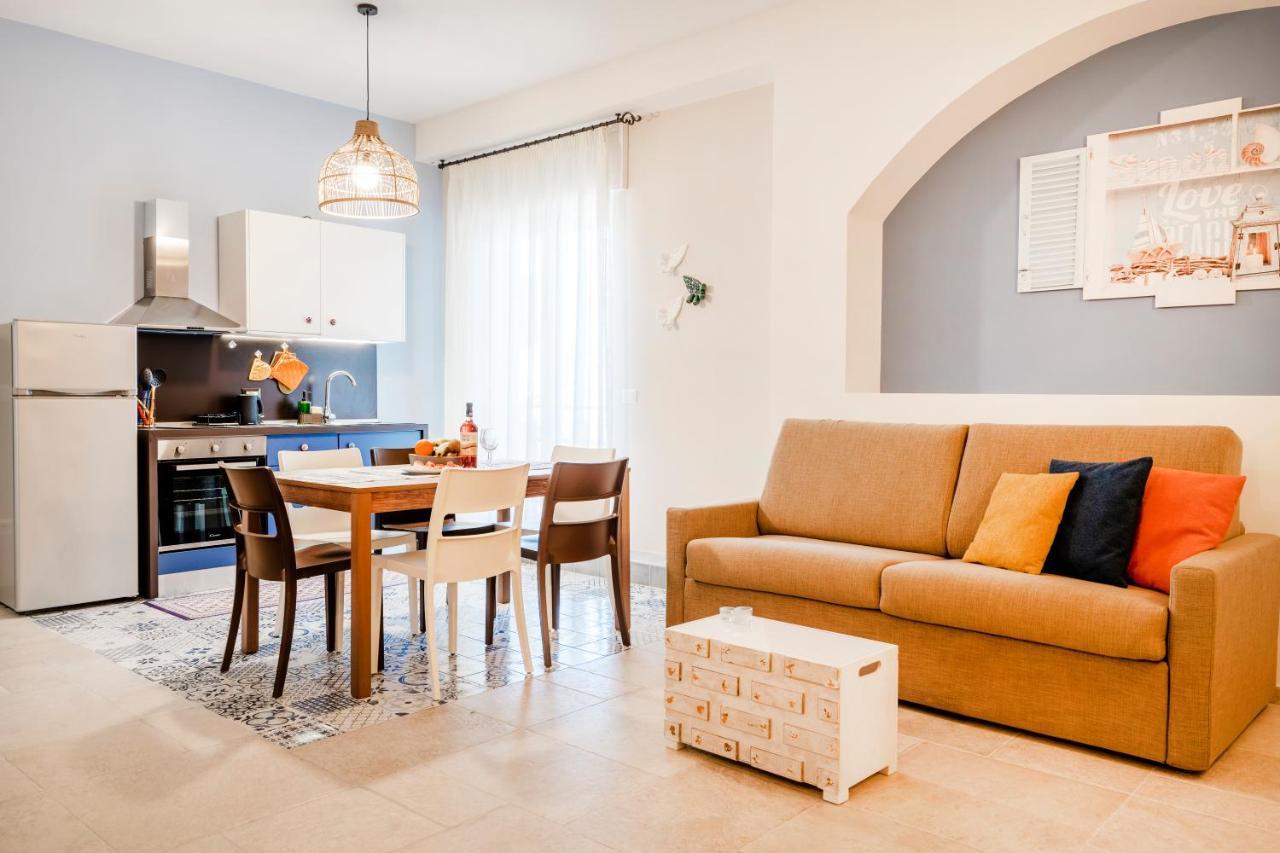 Mediterranea Apartment- Central Station - Free Wifi&Netflix Бари Экстерьер фото