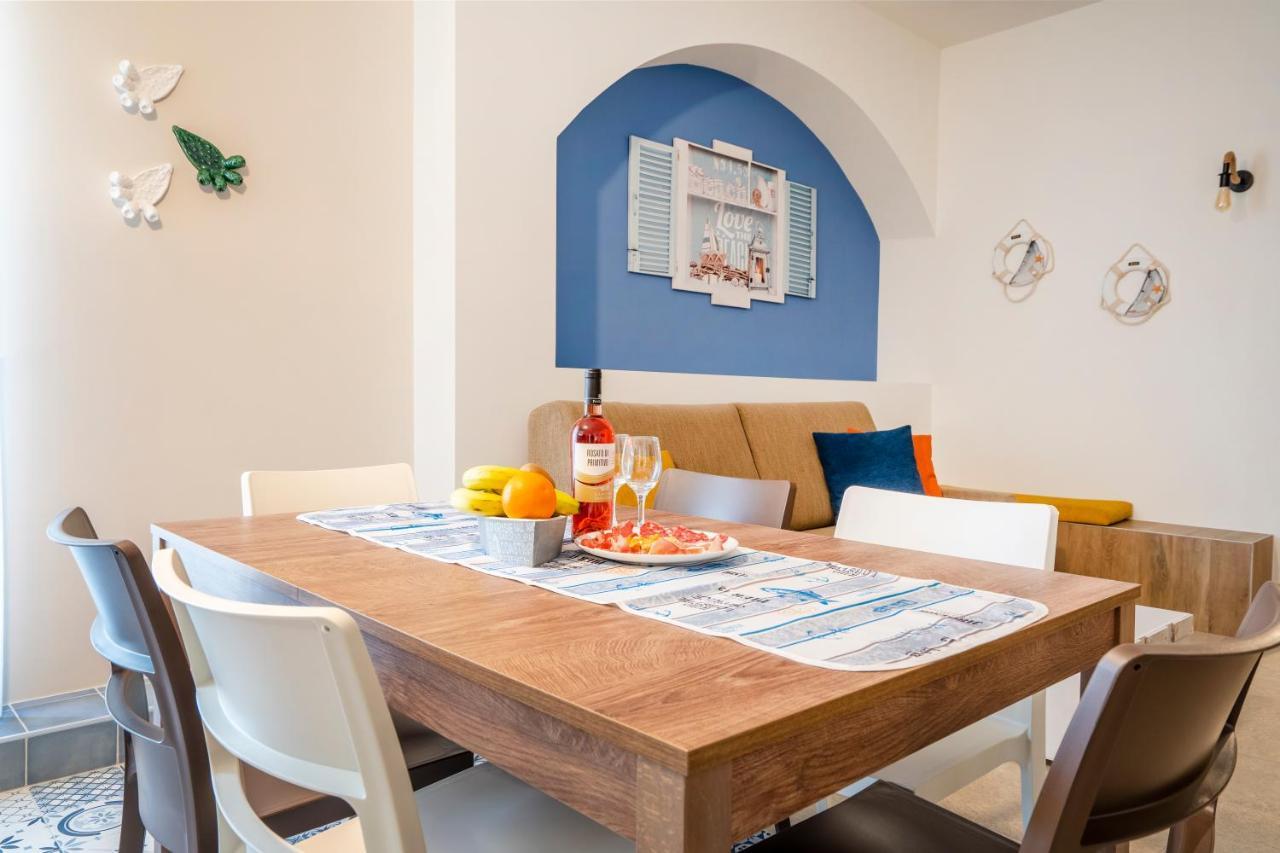Mediterranea Apartment- Central Station - Free Wifi&Netflix Бари Экстерьер фото