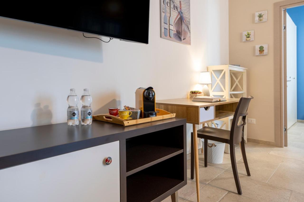 Mediterranea Apartment- Central Station - Free Wifi&Netflix Бари Экстерьер фото